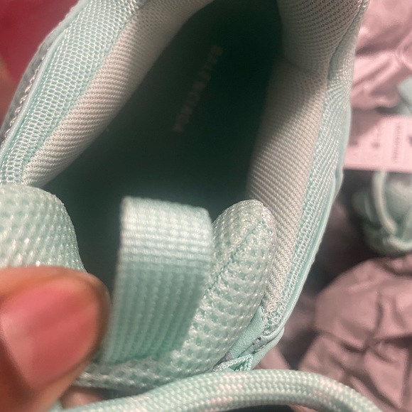 Mint Balenciaga brand new - Picture 6 of 13
